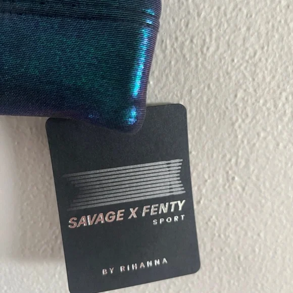 Fast-Lane Medium Impact Sports Bra - Picture 11 of 14